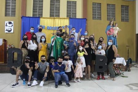 La celebración a Don Bosco se llevó a cabo con la alegría y gratitud de los jóvenes por la presencia salesiana en Costa Rica.