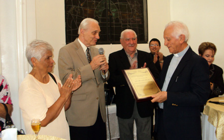 P. Chiu Funetes fue celebrado por sus 50 años de sacerdocio.