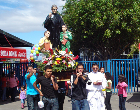 Fiesta a Don Bosco. 