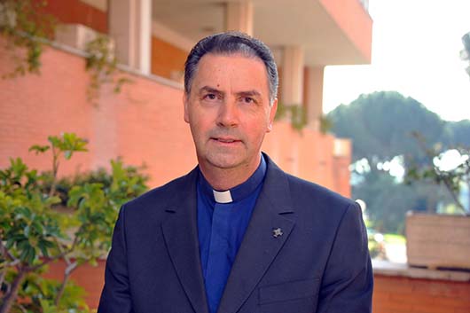 Don Ángel Fernández Artime, x sucesor de Don Bosco.