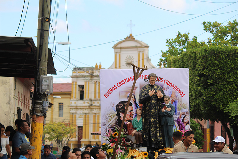 Nicaragua celebra con jíbilo a DOn Bosco
