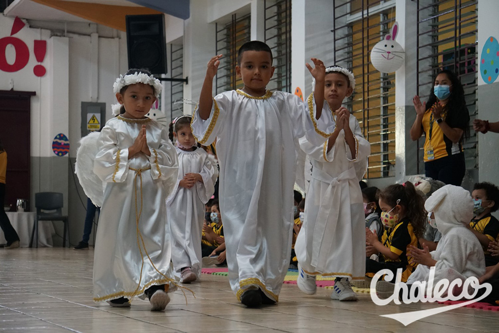 Después de dos años de distanciamiento por el COVID19, los estudiantes del Colegio Salesiano Santa Cecilia se unieron para festejar la Pascua de Jesús. 