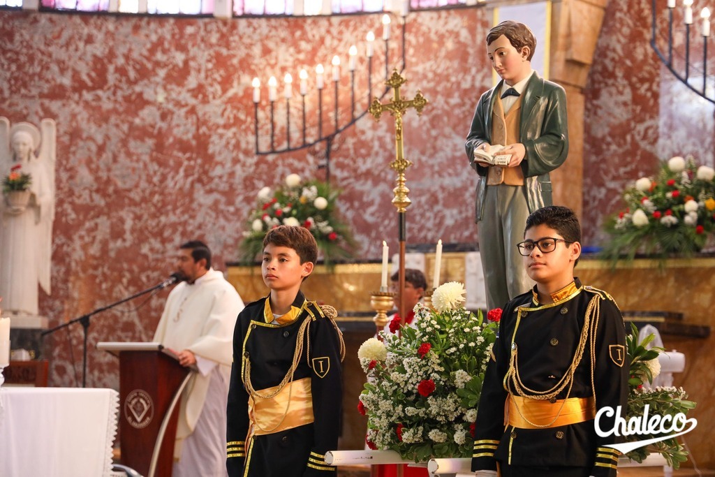 Chalecos de Primaria y Tercer Ciclo festejaron al santo salesiano más joven: Santo Domingo Savio, declarado santo por el Papa Pío XII el 12 de junio de 1954 a la edad de 15 años.