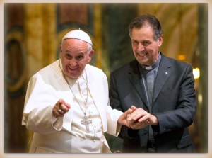 Rector Mayor junto al papa Francisco en Turín. 
