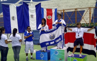 Medallista del grupo EJE Ricaldone. El Salvador. 