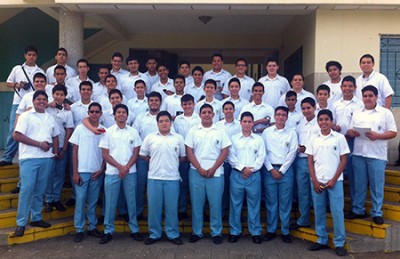 Equipo de Comunicaciones Colegio San José 2014.- 