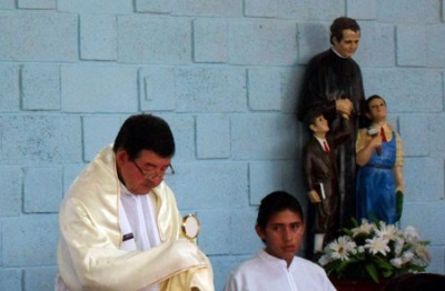 Celebración del cuerpo y sangre de Cristo.