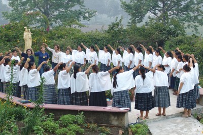 Educación y evangelización de la mujer indígena.