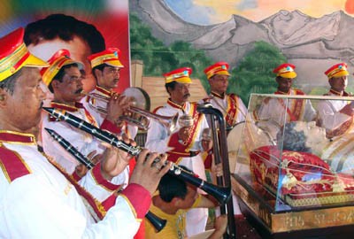 Don Bosco visita La India. 