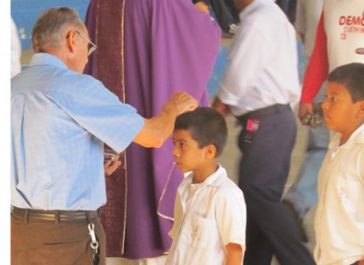 Miércoles de Ceniza en Ciudad de los niños. 