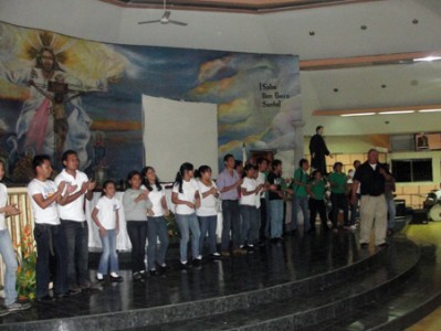 Mini Vigilia en Centro Juvenil Don Bosco. 