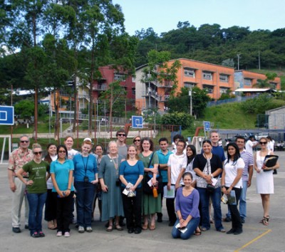 Visita especial a CEDES Don Bosco.