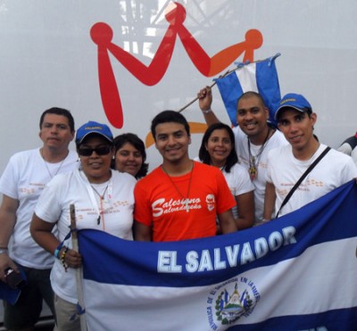 La delegación salvadoreña fue recibida en una casa de las FMA.