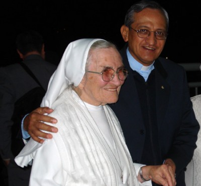 Sor María Di Fant y el Rector Mayor. 