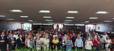 La parroquia celebró la eucaristía con las personas que padecen alguna enfermedad, como signo de unión, hermandad y aliento espiritual.