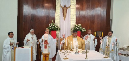 La esperanza cristiana tiene su fuente en el anuncio de Cristo Resucitado.