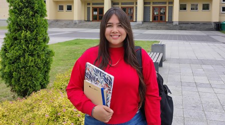 La beca fue otorgada por el programa Erasmus+ y la Universidad Don Bosco.