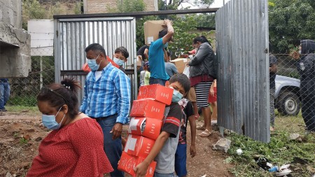 La donación benefició a todas las familias afectadas por la tormenta tropical Eta.