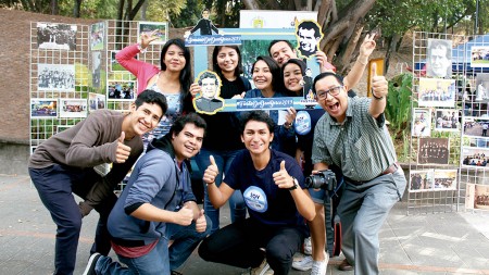 El patio salesiano es un espacio privilegiado donde se da el encuentro entre personas.