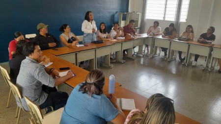 Jóvenes  de Santa ana reciben capacitación para acceder a mayores oportunidades en el mundo laboral.