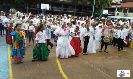 Día folclórico 2017.- Panamá.