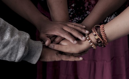 Courage se focaliza en el desarrollo de unan castidad interior en unión con Cristo basada en el amor, la disciplina, la santidad y la caridad. 