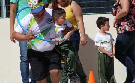 La familia completa disfrutó del día deportivo. 