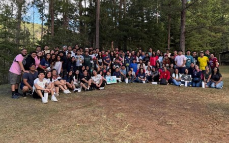 Los participantes del Campo Rúa 2025 se reúnen en un ambiente de fraternidad, oración y alegría, fortaleciendo su fe y el espíritu salesiano.