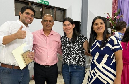 Durante la fiesta de San Juan Bosco, tres nuevos Salesianos Cooperadores realizan su promesa apost&oacute;lica en San Isidro del General.