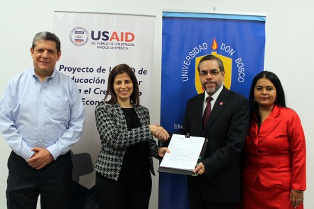 Primer Leed LAB en Centroamérica estará en la UDB. San Salvador. 