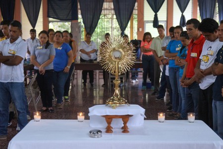 Retiro de cuaresma para el personal del Colegio Don Bosco de Granada. 