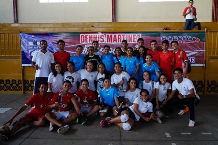 Torneo deportivo dedicado a Dennis Martínez. 