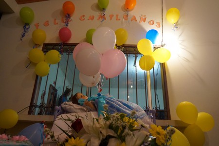 V&iacute;rgen Ni&ntilde;a en Granada, Nicaragua. 