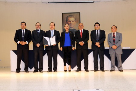 Universidad Don Bosco contin&uacute;a con su compromiso con la calidad educativa. 