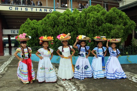 Honores a la patria. 