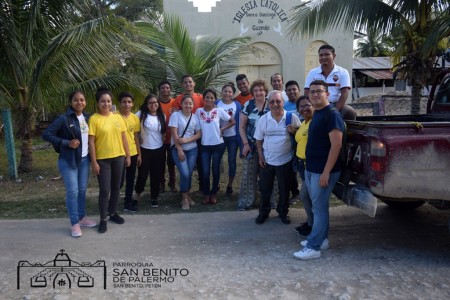 Locura en auto por el oratorio. 