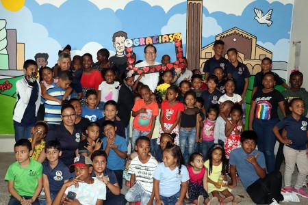 Celebración al P. Romulo Gallegos por su cumpleaños en Basílica Don Bosco. 