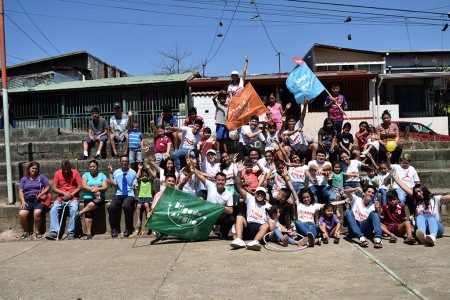 Participantes de la Brigada de la Alegr&iacute;a.