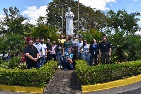 Miembros de los equipos pastorales de las obras educativas Salesiano Don Bosco, Zapote y Cedes Don Bosco