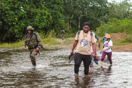 Jorge Moreno junto a jóvenes del MJS de Panamá fueron enviados como misioneros durante la semana santa.
