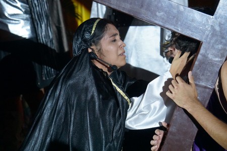 El elenco del Vía Crucis Viviente del Chaleco contó con más de 120 estudiantes del Colegio Santa Cecilia.