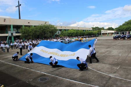 Después de dos años de virtualidad, los estudiantes celebraron el mes patrio de manera presencial.