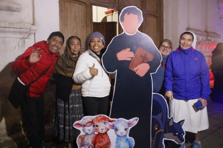 En un ambiente de fiesta y alegría salesiana la Parroquia de San Pedro Carchá vivió el día de San Juan Bosco. 