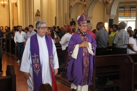 Celebrar el Día del Maestro desde la fe es un recordatorio de que la educación transforma vidas y construye futuro, y que cada docente es instrumento de Dios en la edificación de una sociedad más humana, solidaria y llena de esperanza.