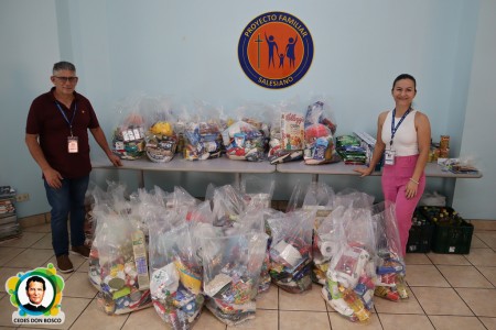 La comunidad educativa de CEDES Don Bosco impulsó la recolección de víveres durante el mes de María Auxiliadora, como gesto de solidaridad con las familias más necesitadas de su comunidad educativa. Los paquetes serán entregados durante el mes de junio.