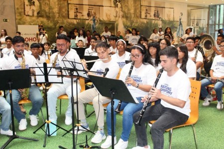 BAMPES se presenta en Soho Mall como cierre del campamento de verano, mostrando el talento y la disciplina de sus integrantes.