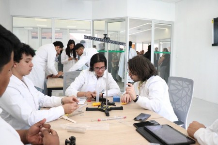  Con acciones como esta, la Universidad Mesoamericana reafirma su misi&oacute;n de formar l&iacute;deres &iacute;ntegros, capaces de transformar su entorno a trav&eacute;s del conocimiento, la innovaci&oacute;n y los valores.