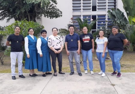 Como parte del grupo, es significativa la participación de las Hermanas Misioneras del Sagrado Corazón presentes en la Basílica de Suyapa. 