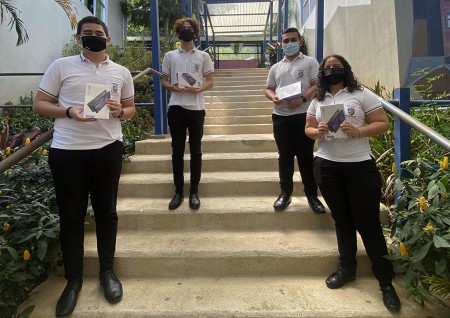 Los estudiantes estarán representando sus ideas de negocios llamados: Datanite Technologies y Learning Dome, en la Feria Nacional compitiendo con emprendimientos de todo el país.