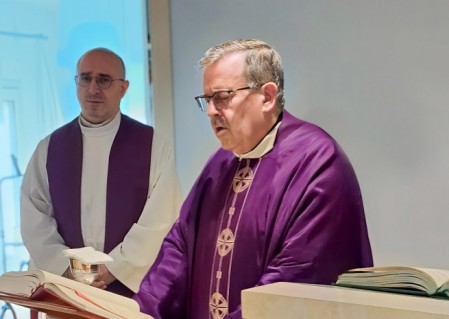 La decisión del padre Fabio Attard de celebrar su segunda Misa como Rector Mayor con los hermanos ancianos y enfermos es un testimonio de su enfoque pastoral e inclusivo del liderazgo. 